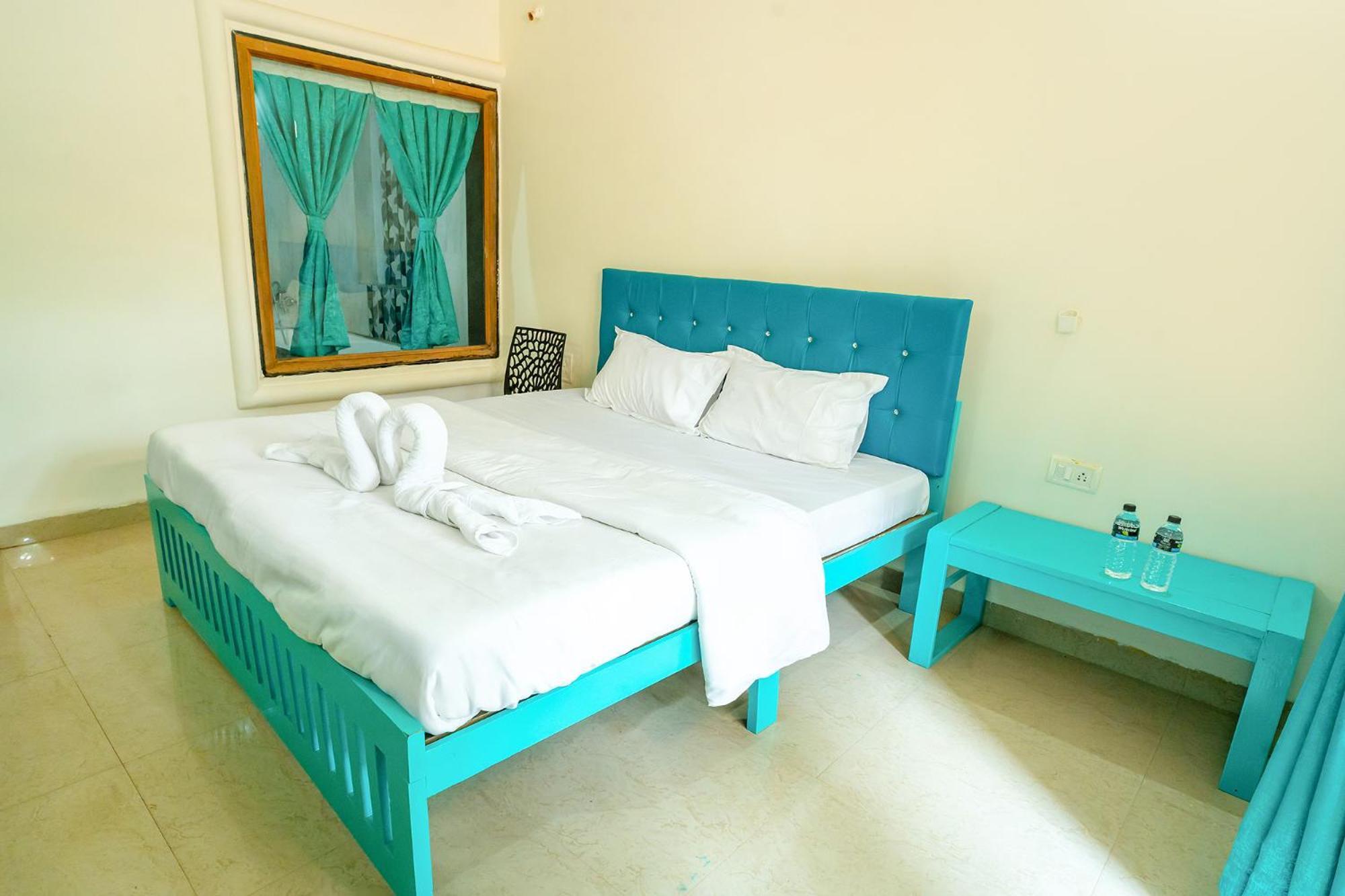 Fabhotel Dabotel With Swimming Pool Калангут Экстерьер фото